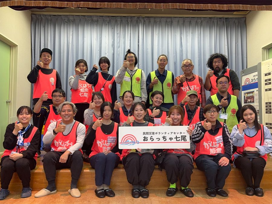 復興支援をともにする仲間達<br><span style="font-size:0.7em">– ゴミ袋大作戦 –</span><br><span style="font-size:0.6em">by 民間災害ボランティアセンターおらっちゃ七尾</span>